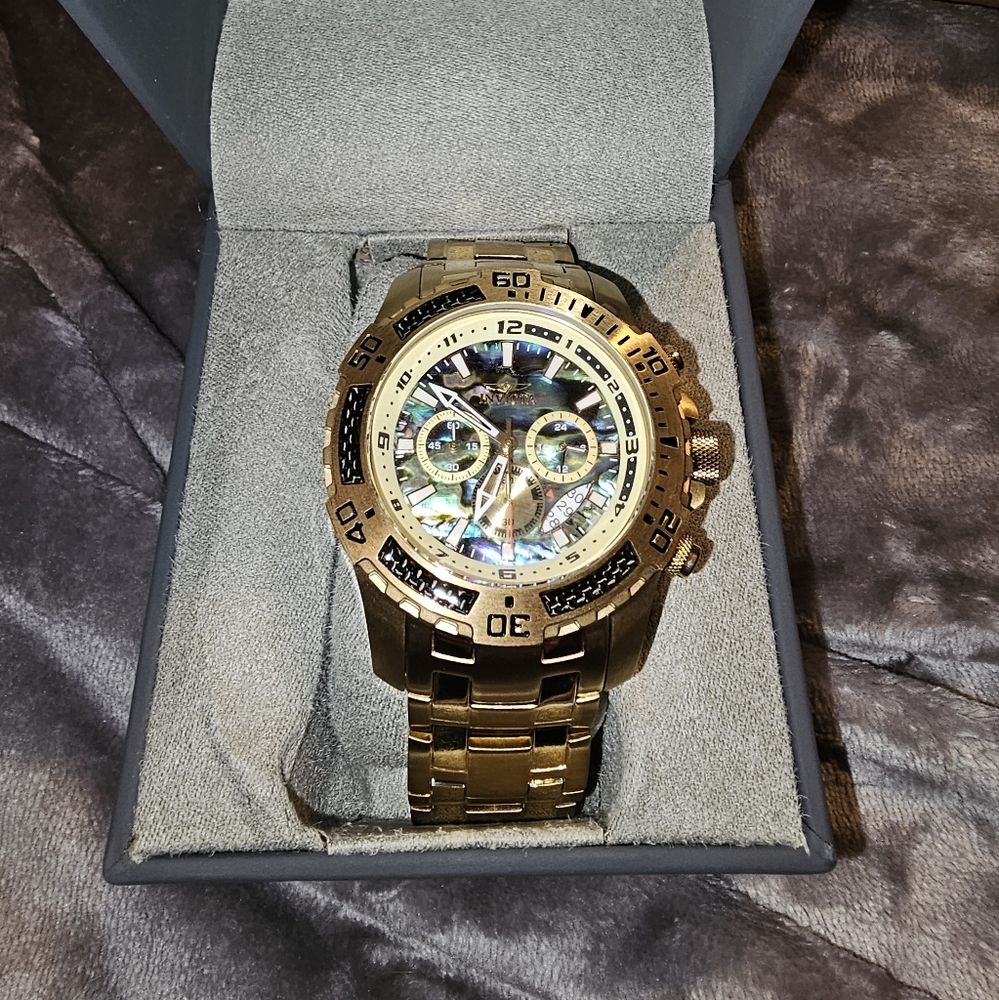 SOLD ON EBAY!!!  Invitca Pro Diver With Abalone Dial